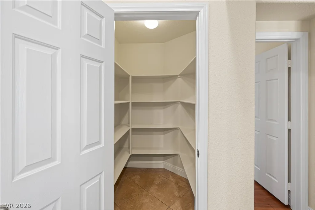 8609 Majestic Pine, Las Vegas, NV 89143