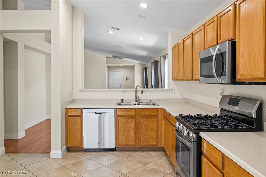 8609 Majestic Pine, Las Vegas, NV 89143
