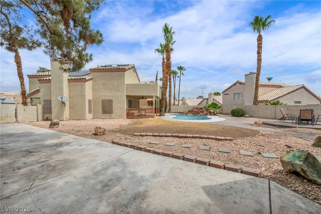 8601 Freeport, Las Vegas, NV 89117