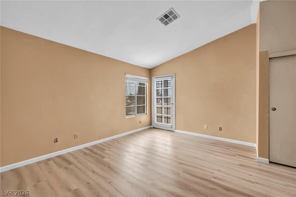 8601 Freeport, Las Vegas, NV 89117