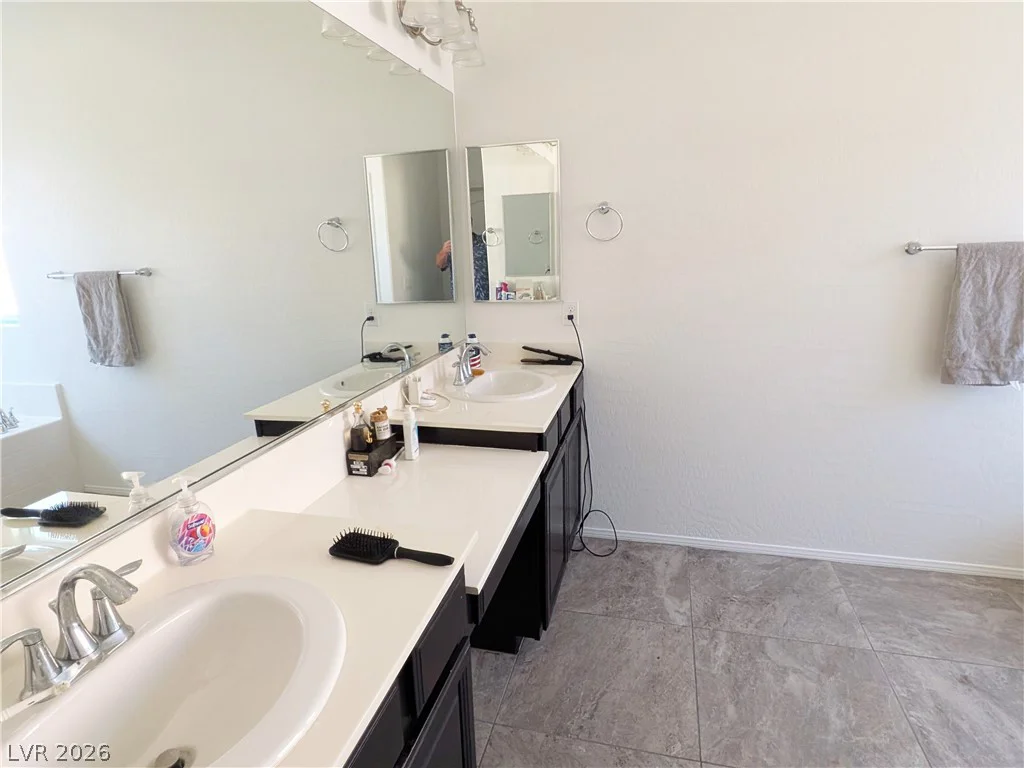 6368 Joshuaville, Las Vegas, NV 89122