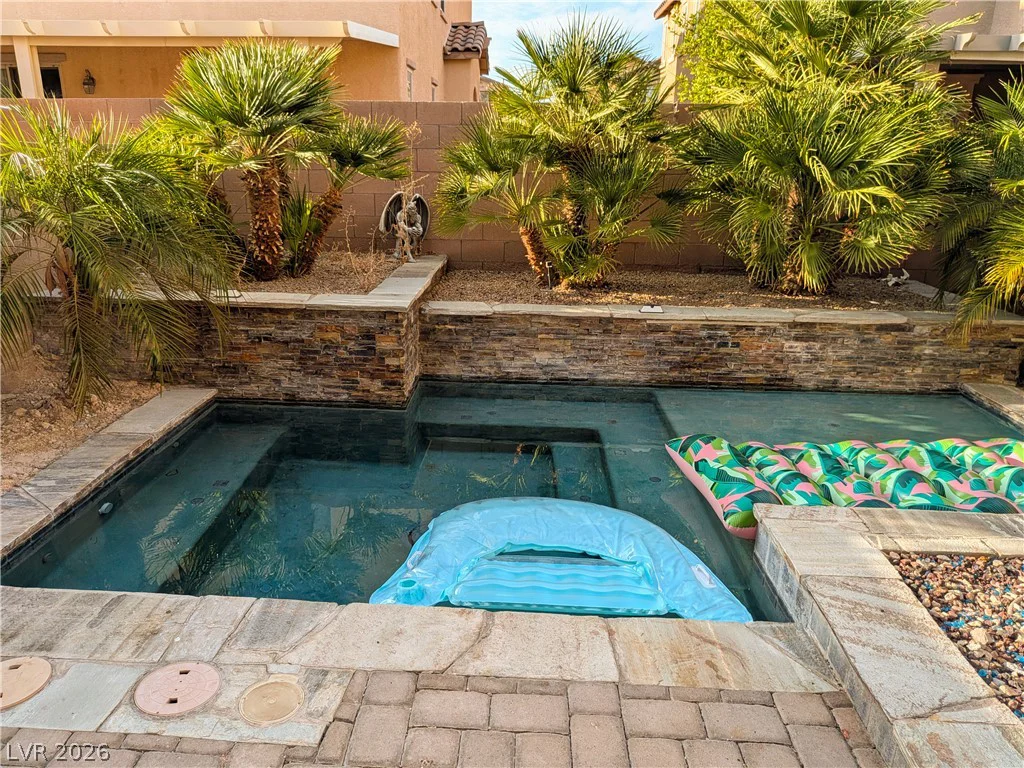 6368 Joshuaville, Las Vegas, NV 89122