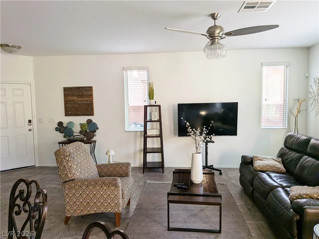 6368 Joshuaville, Las Vegas, NV 89122