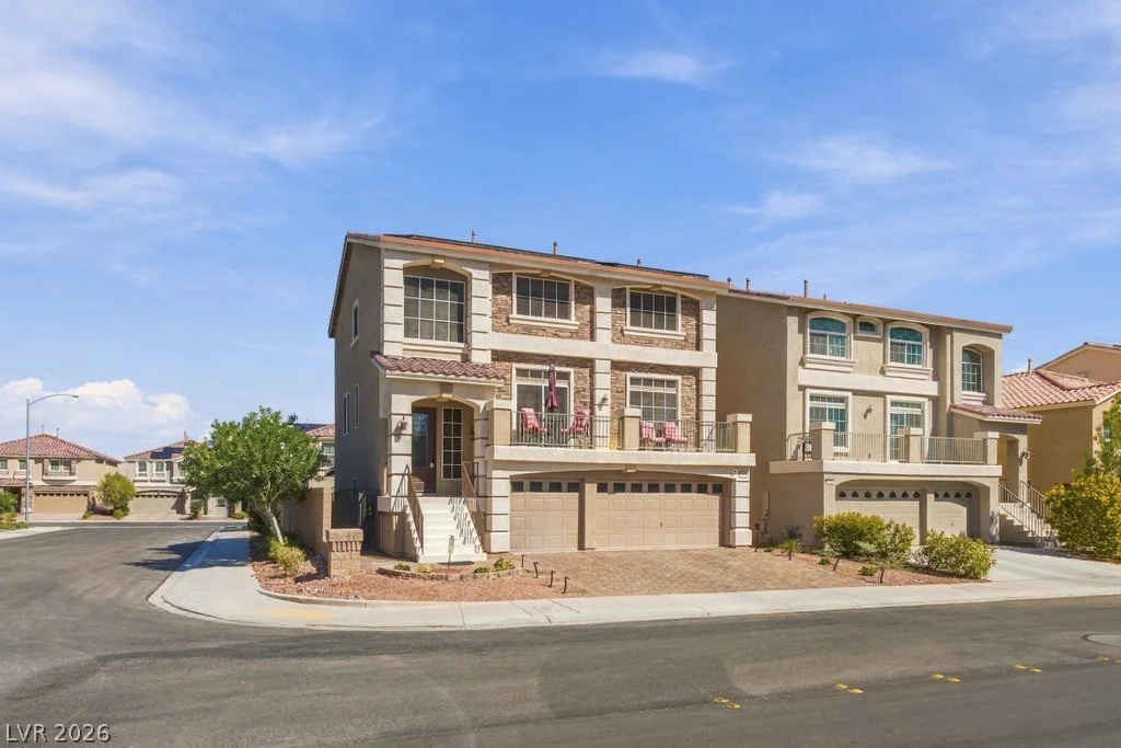5910 Haleh, Las Vegas, NV 89141