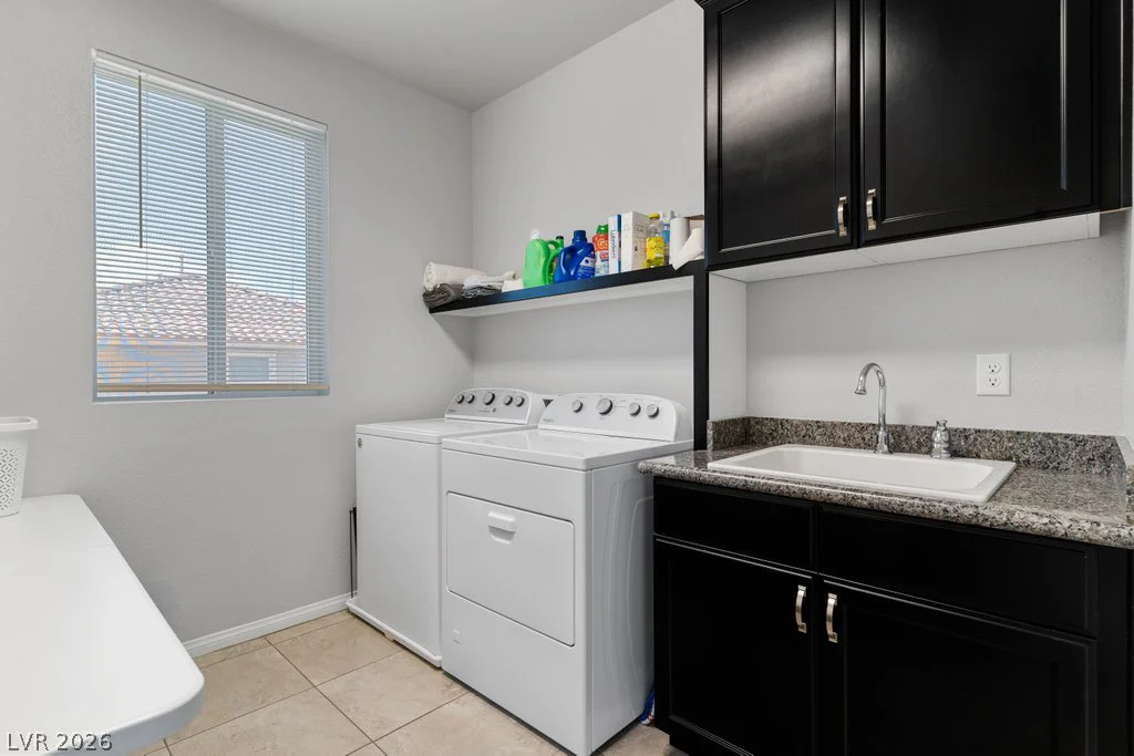 5910 Haleh, Las Vegas, NV 89141