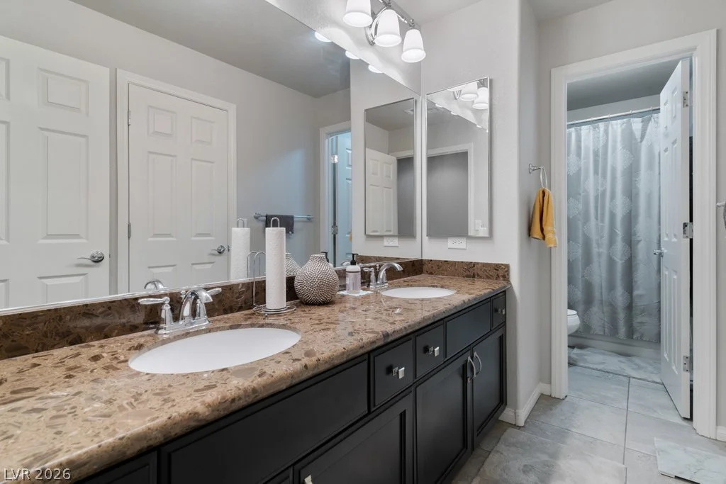 5910 Haleh, Las Vegas, NV 89141