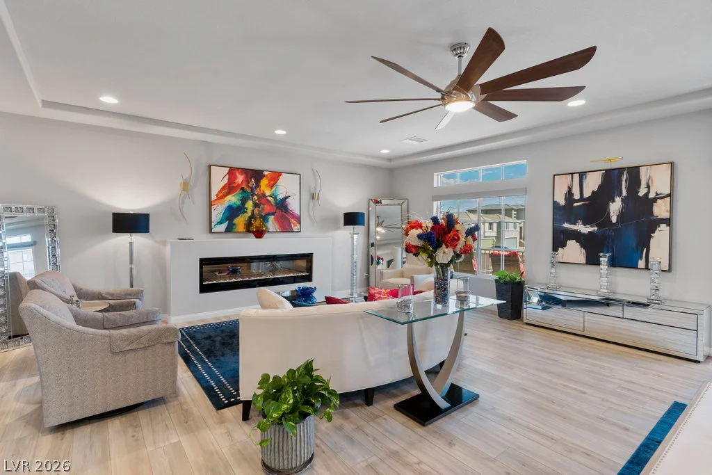 5910 Haleh, Las Vegas, NV 89141