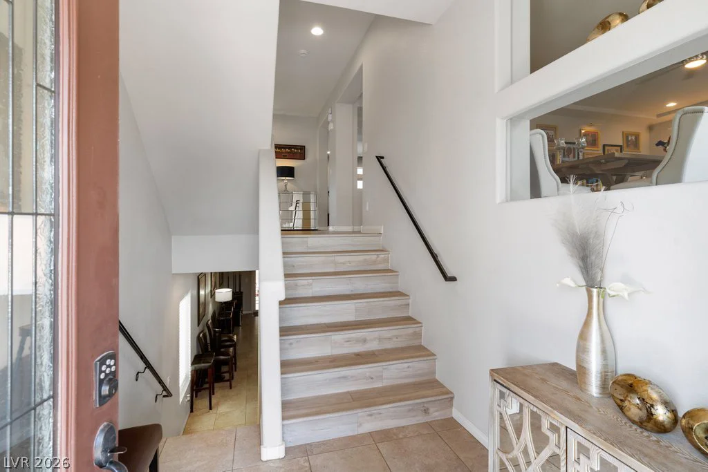 5910 Haleh, Las Vegas, NV 89141