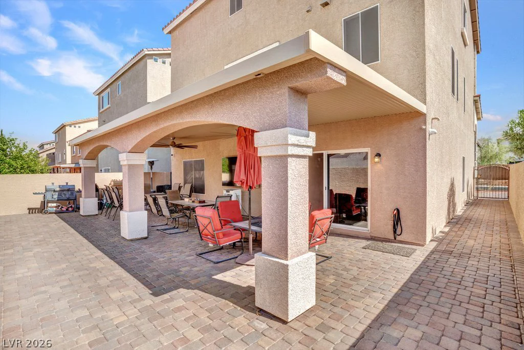 5910 Haleh, Las Vegas, NV 89141