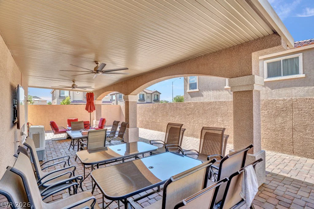 5910 Haleh, Las Vegas, NV 89141
