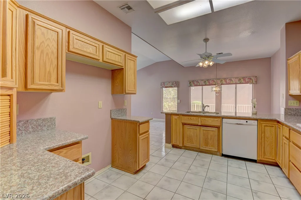 2516 Highvale, Las Vegas, NV 89134