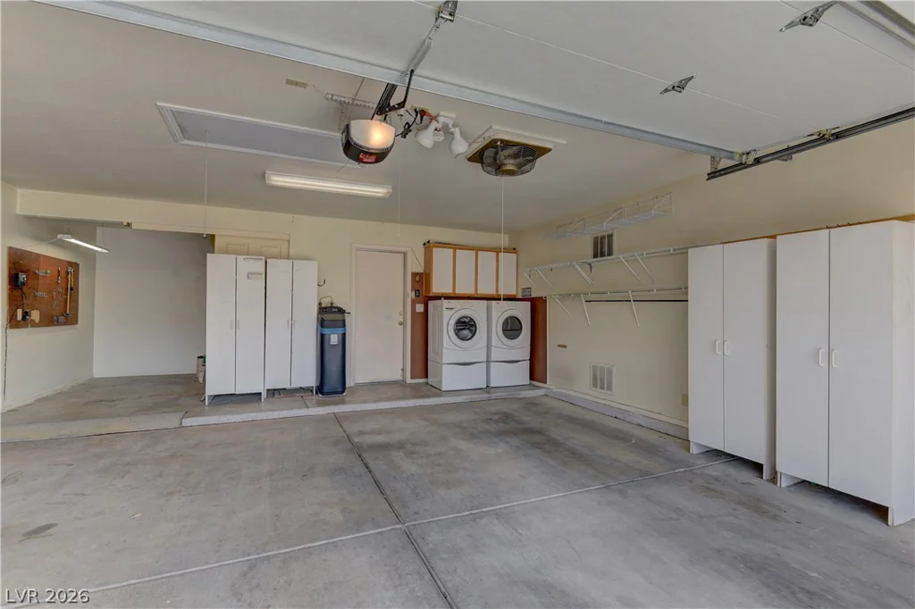 2516 Highvale, Las Vegas, NV 89134