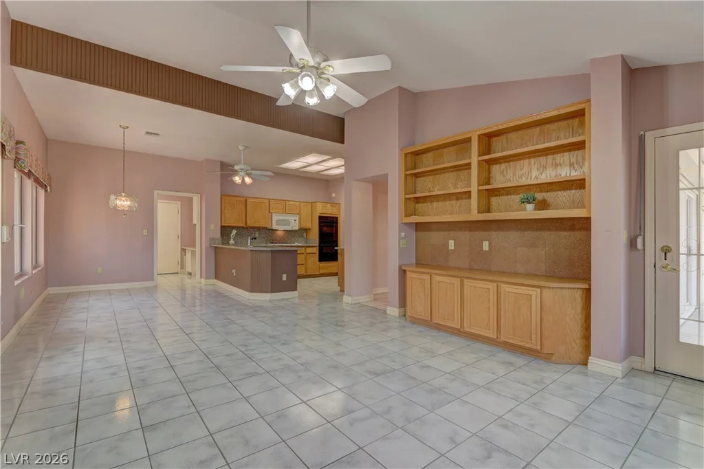 2516 Highvale, Las Vegas, NV 89134