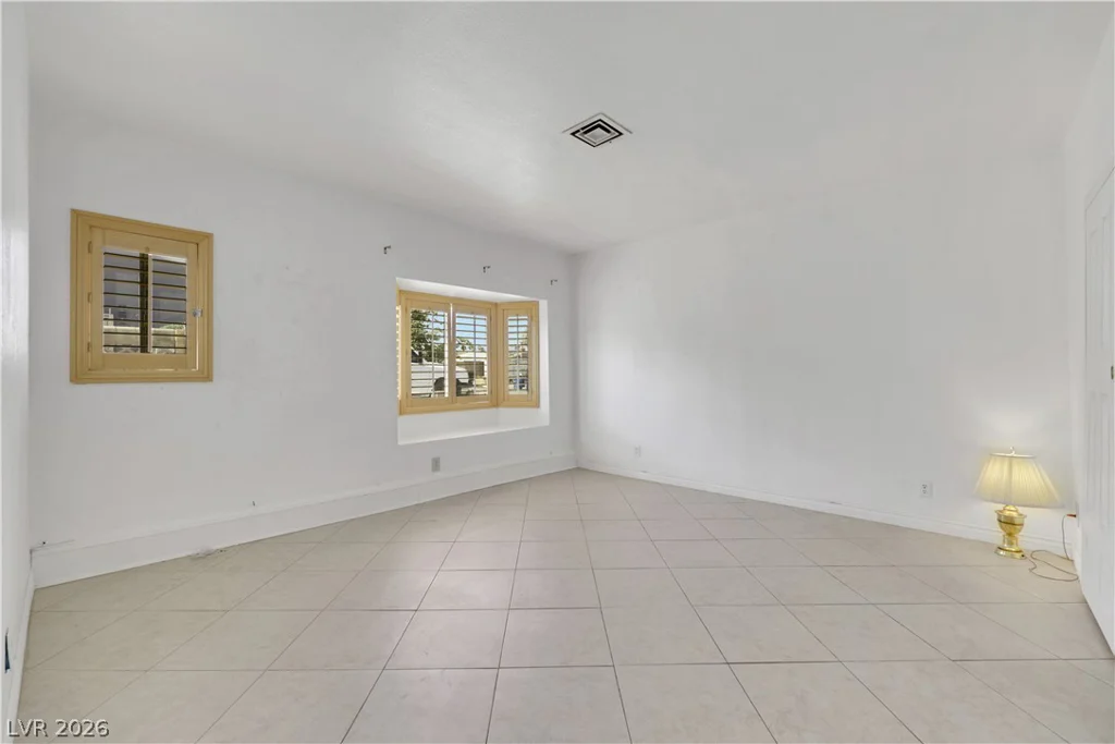 5380 Stirrup, Las Vegas, NV 89119