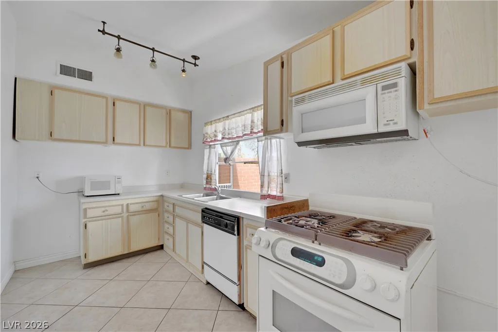 5380 Stirrup, Las Vegas, NV 89119
