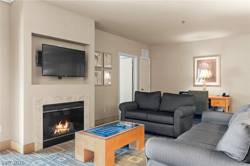 211 Flamingo, Las Vegas, NV 89169