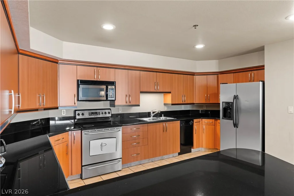 211 Flamingo, Las Vegas, NV 89169