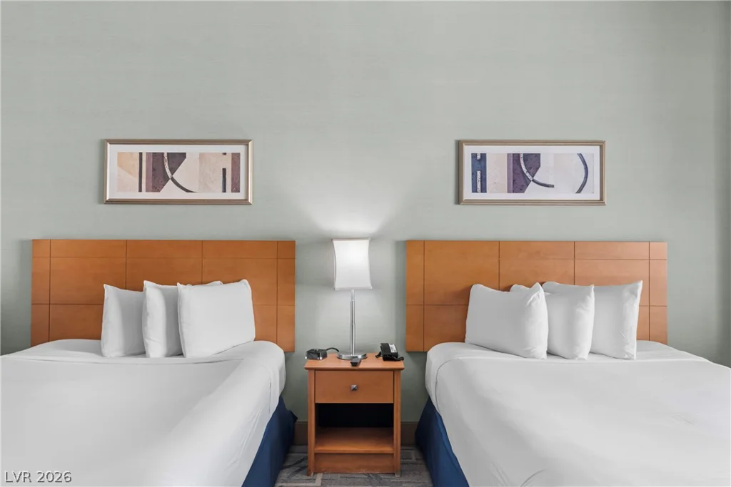 211 Flamingo, Las Vegas, NV 89169