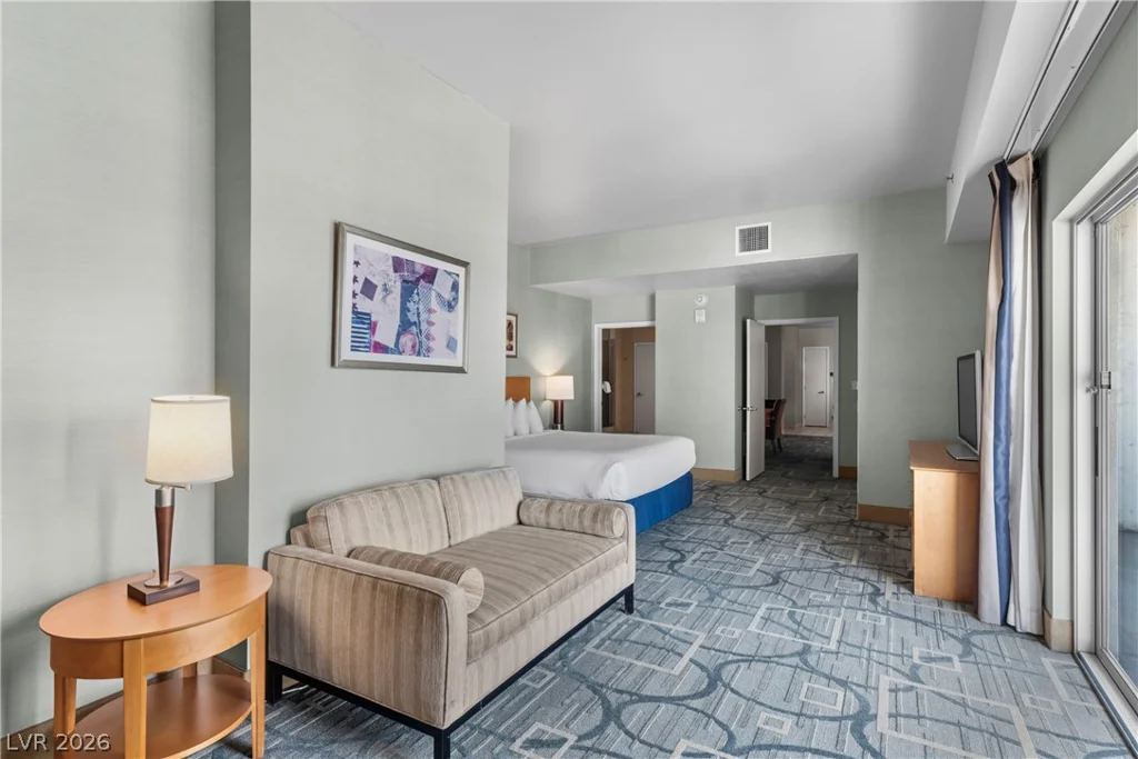 211 Flamingo, Las Vegas, NV 89169