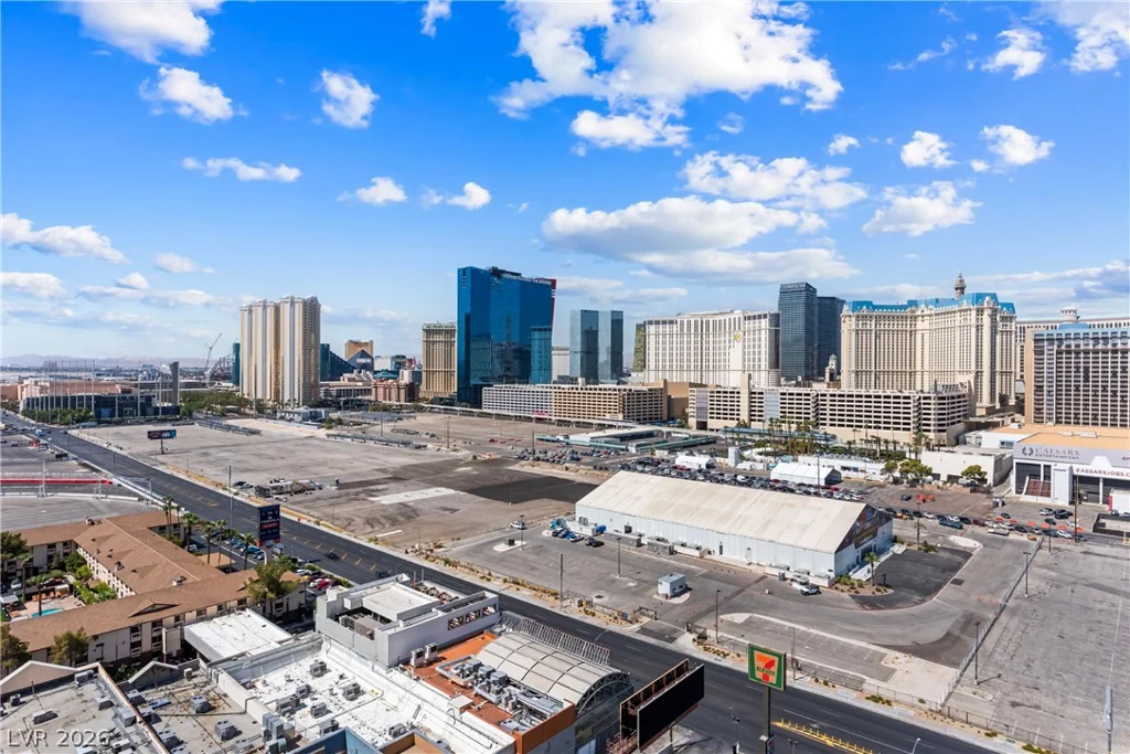 211 Flamingo, Las Vegas, NV 89169