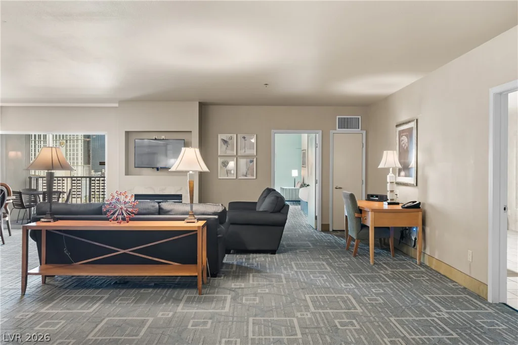 211 Flamingo, Las Vegas, NV 89169