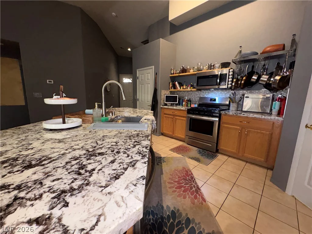 6163 Bayard, Las Vegas, NV 89148