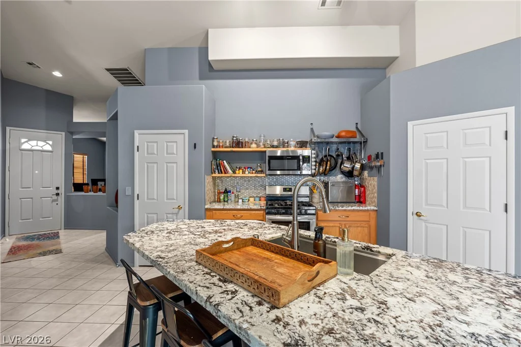 6163 Bayard, Las Vegas, NV 89148