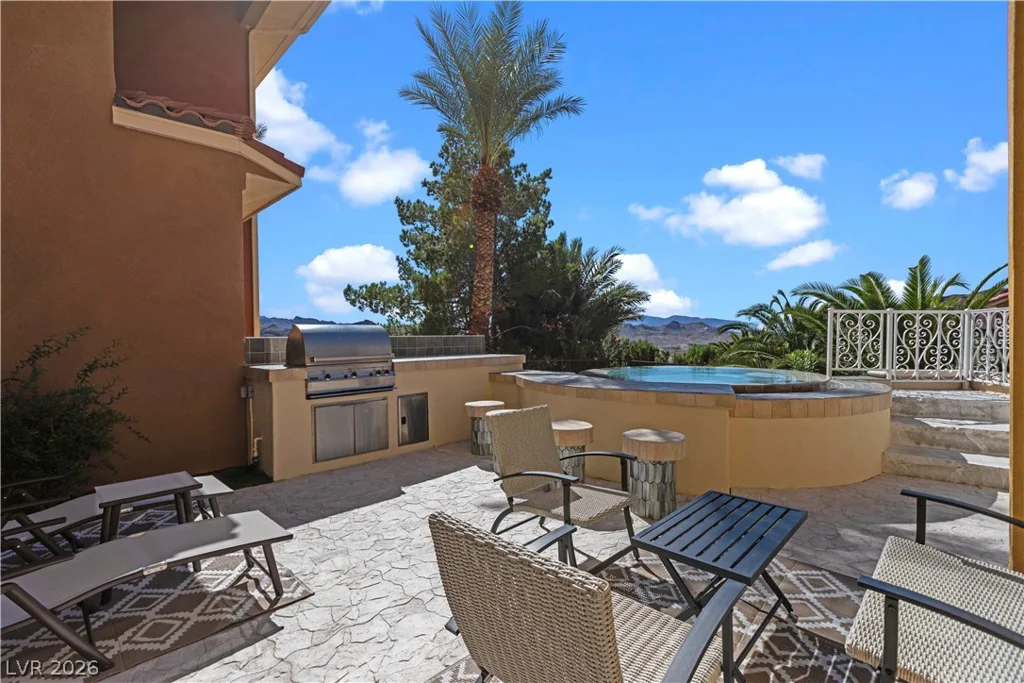 18 Cerchio Alto, Henderson, NV 89011