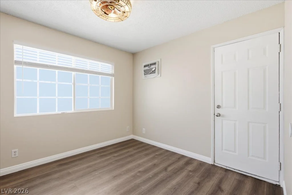 5333 Longridge, Las Vegas, NV 89146