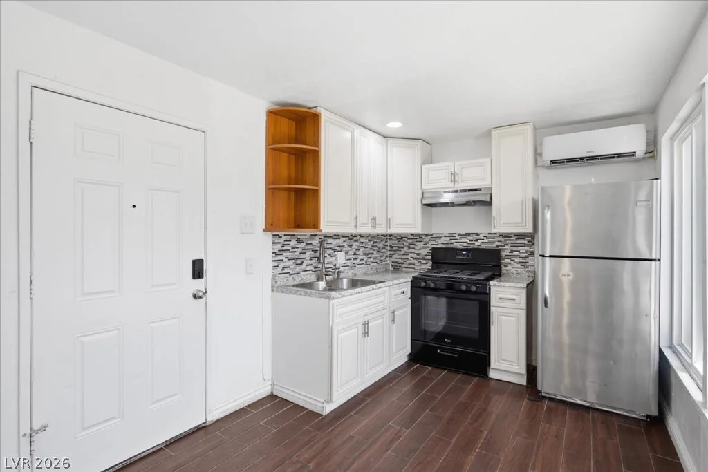 5333 Longridge, Las Vegas, NV 89146