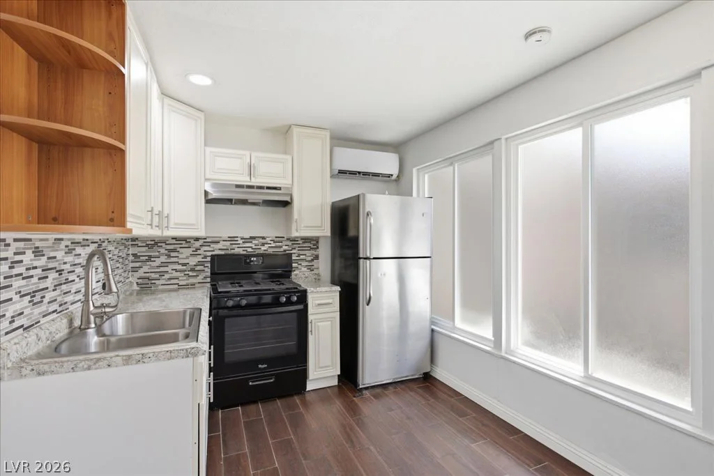 5333 Longridge, Las Vegas, NV 89146