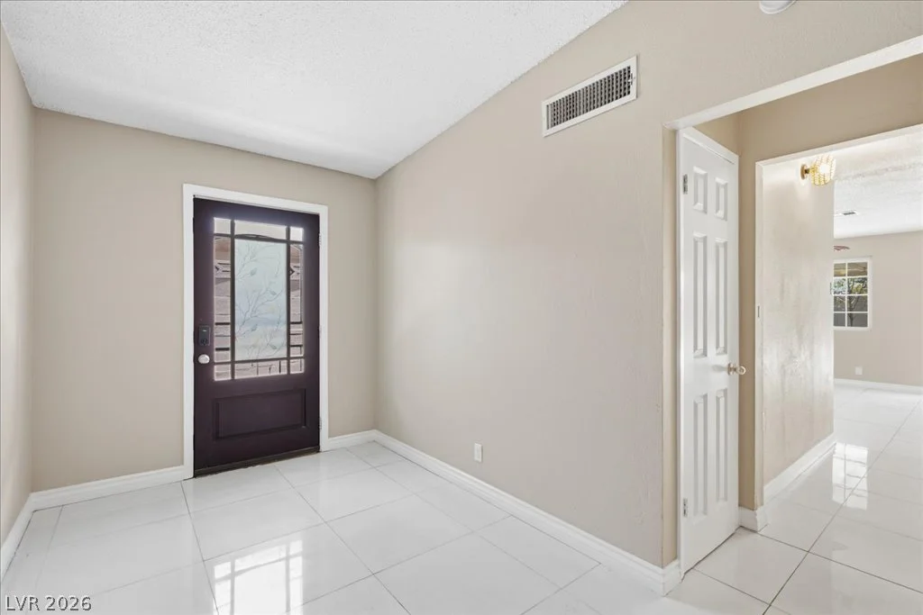 5333 Longridge, Las Vegas, NV 89146