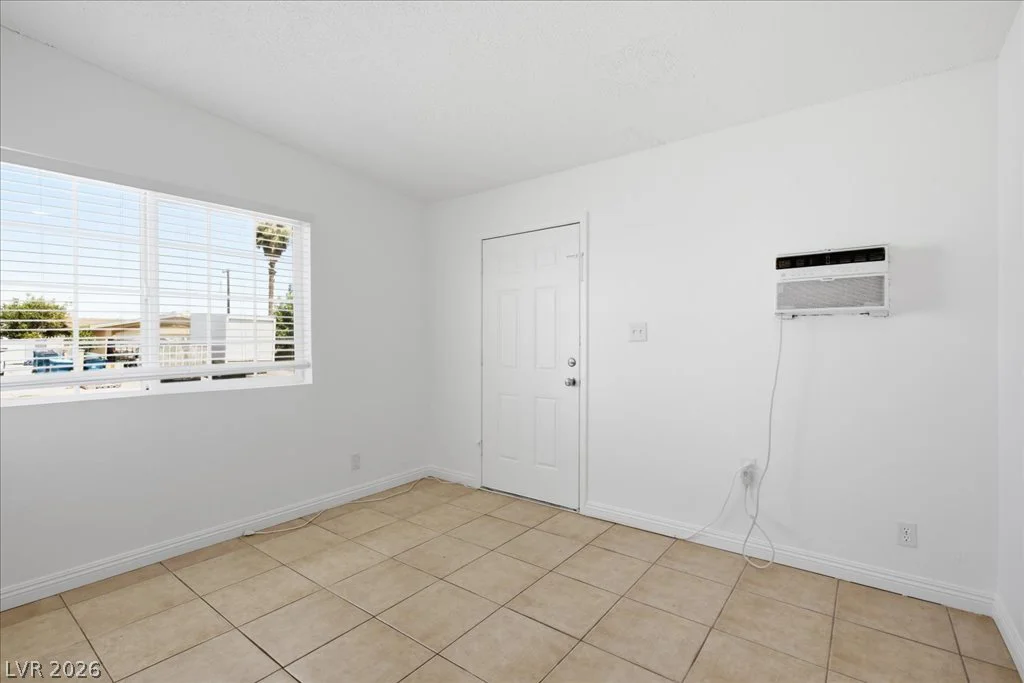 5333 Longridge, Las Vegas, NV 89146