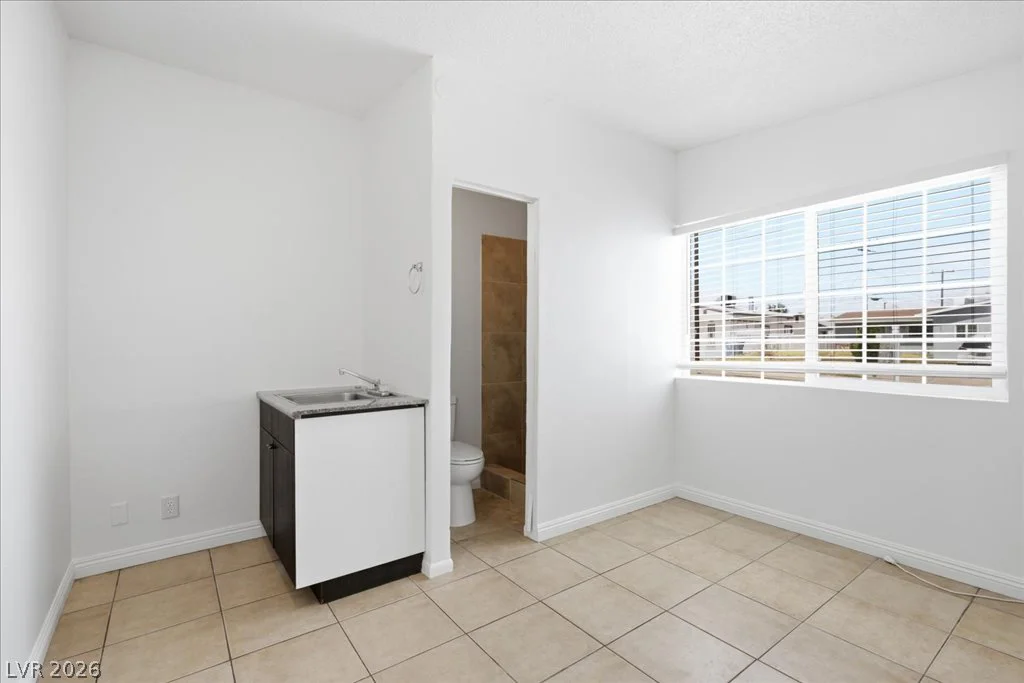 5333 Longridge, Las Vegas, NV 89146