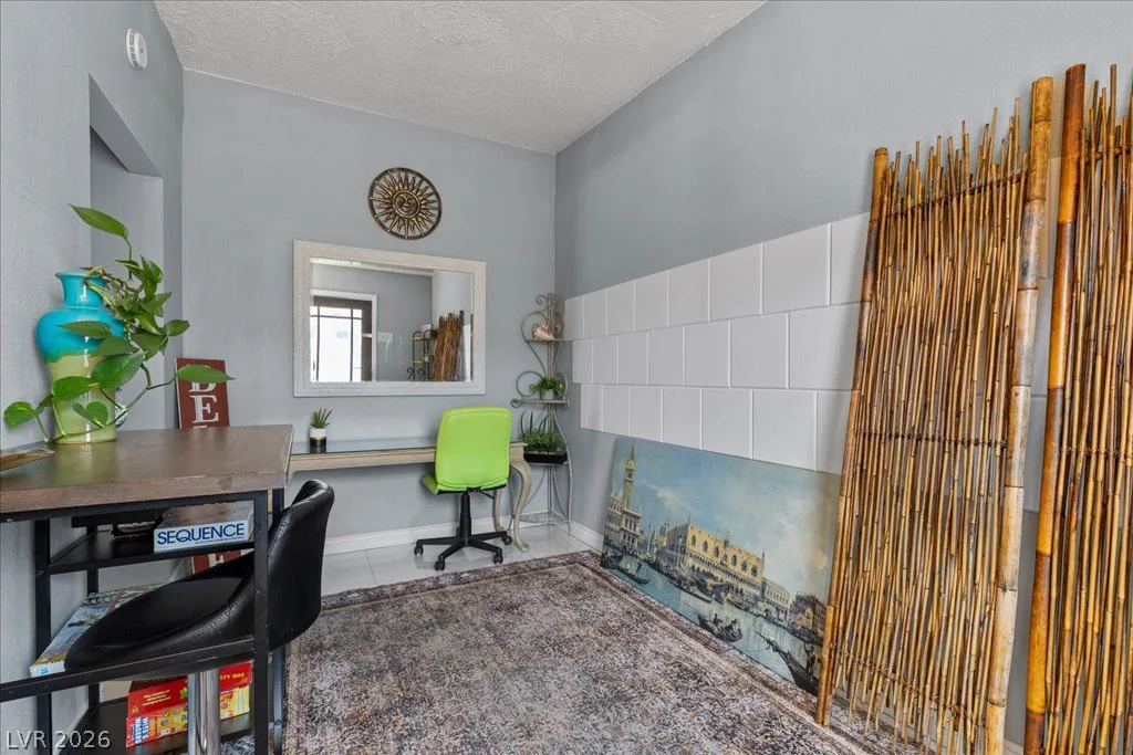 5333 Longridge, Las Vegas, NV 89146
