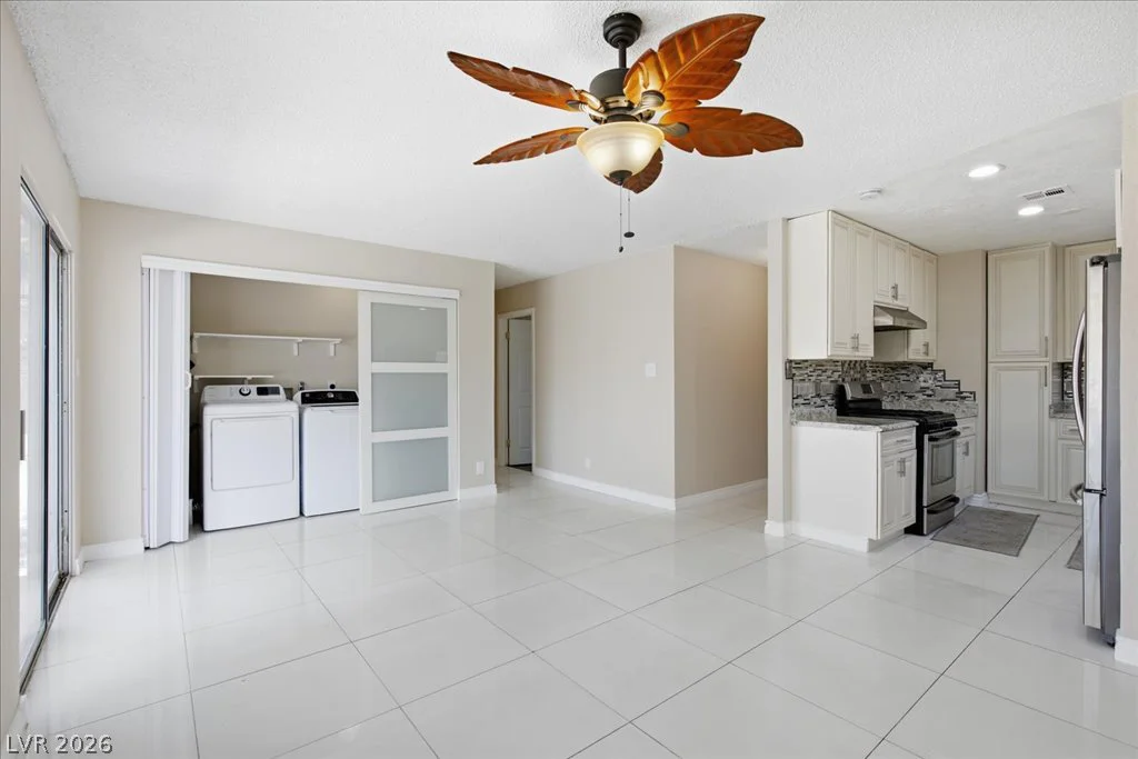 5333 Longridge, Las Vegas, NV 89146