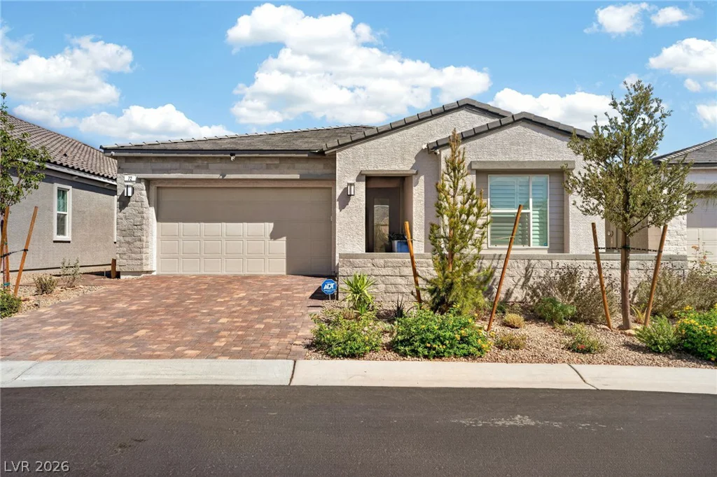 72 Navajo Bridge, Henderson, NV 89011