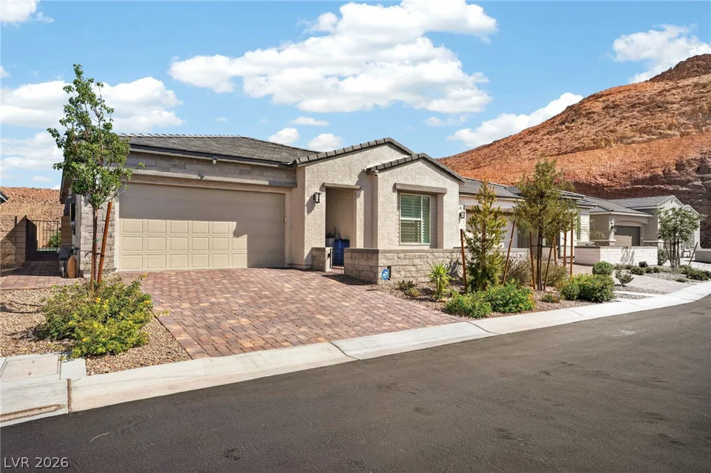 72 Navajo Bridge, Henderson, NV 89011