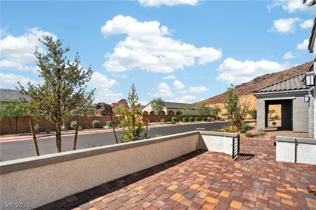72 Navajo Bridge, Henderson, NV 89011