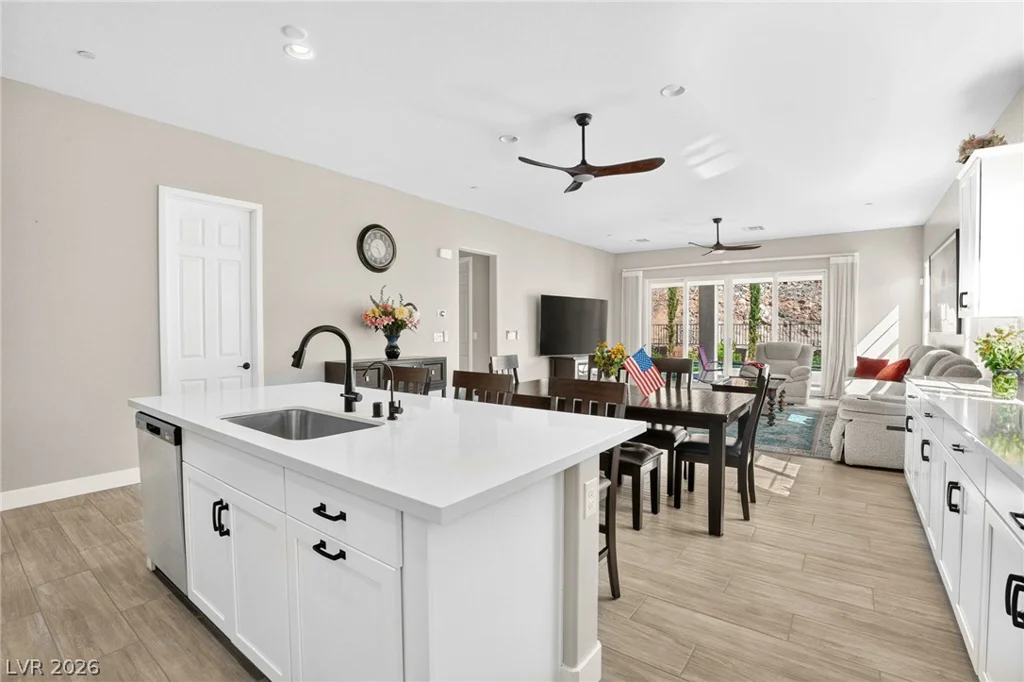 72 Navajo Bridge, Henderson, NV 89011