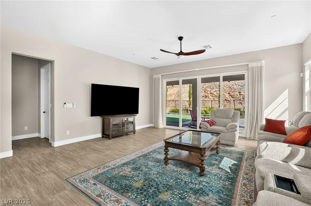 72 Navajo Bridge, Henderson, NV 89011
