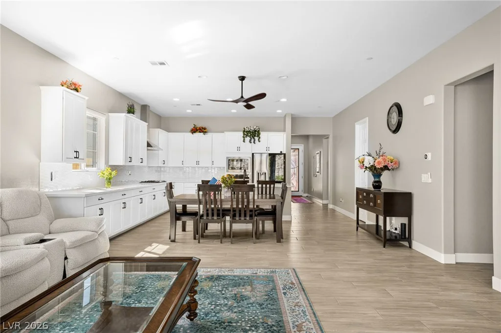 72 Navajo Bridge, Henderson, NV 89011