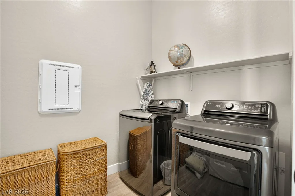 72 Navajo Bridge, Henderson, NV 89011