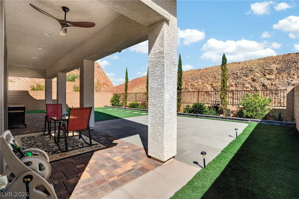72 Navajo Bridge, Henderson, NV 89011
