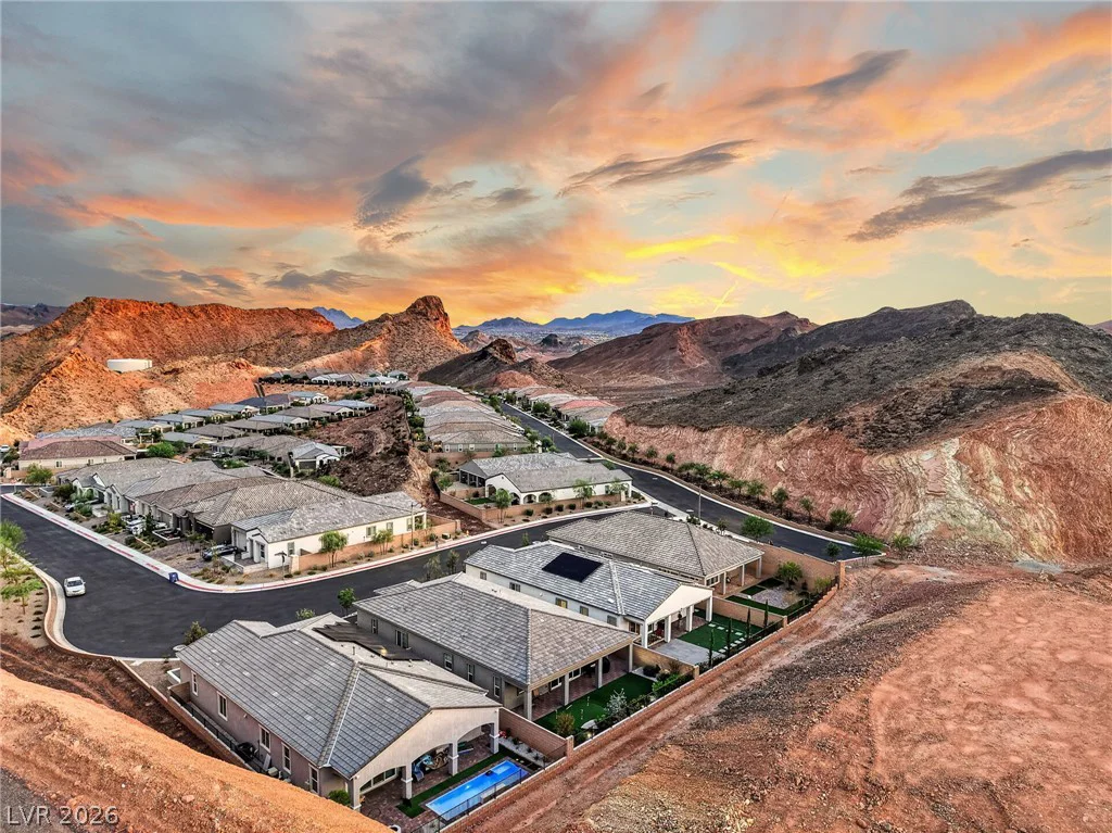 72 Navajo Bridge, Henderson, NV 89011