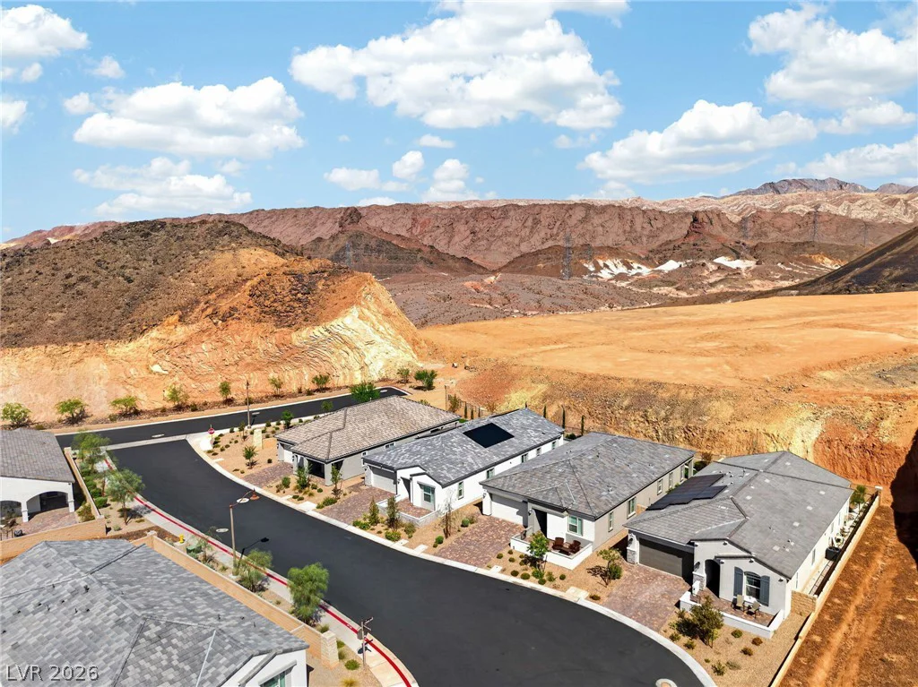 72 Navajo Bridge, Henderson, NV 89011