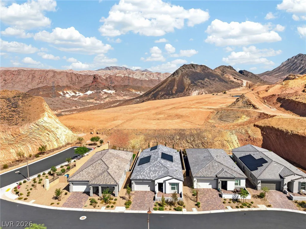 72 Navajo Bridge, Henderson, NV 89011