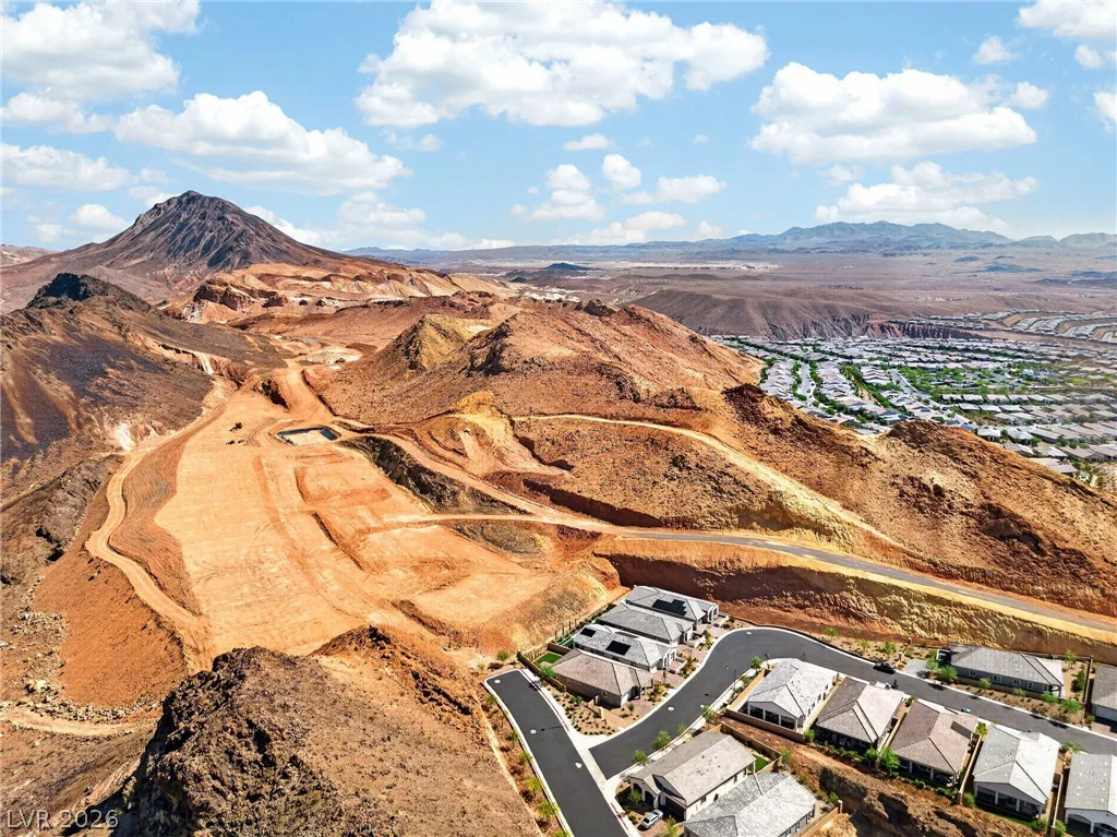 72 Navajo Bridge, Henderson, NV 89011