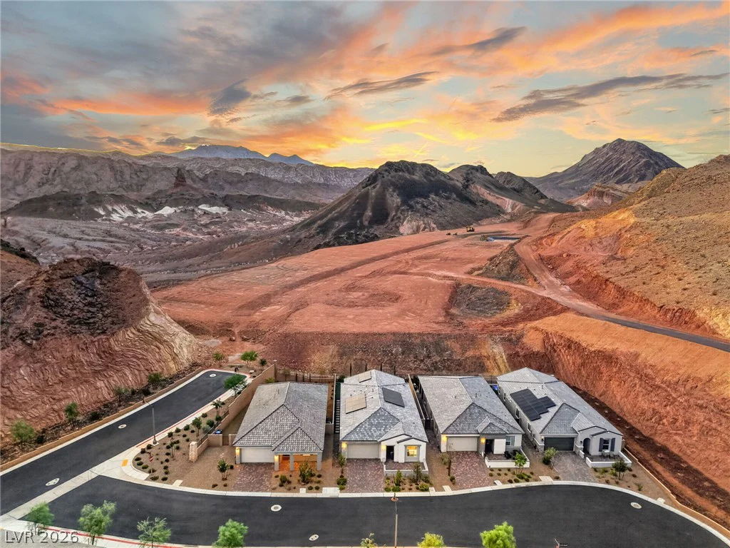 72 Navajo Bridge, Henderson, NV 89011