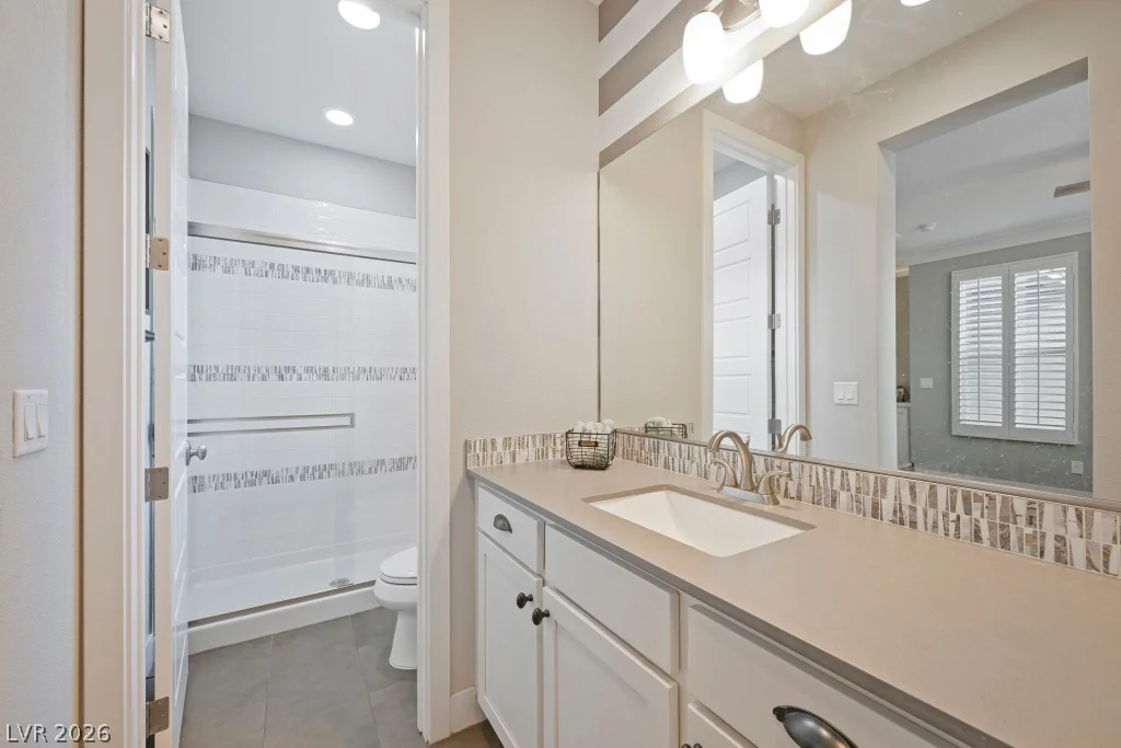 8450 Great Outdoors, Las Vegas, NV 89166